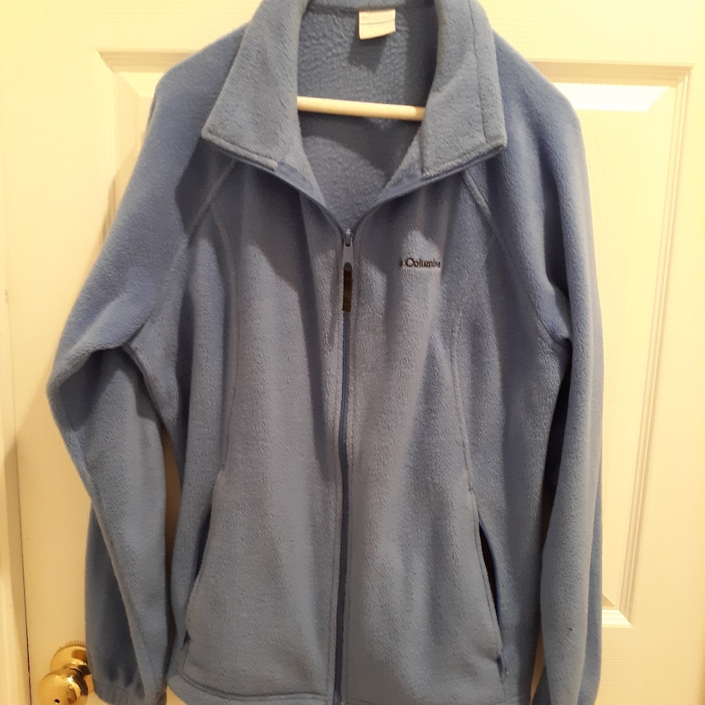 Columbia medium blue fleece jacket